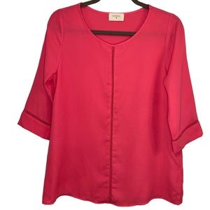 Everly coral pink festive mid sleeve size Medium *